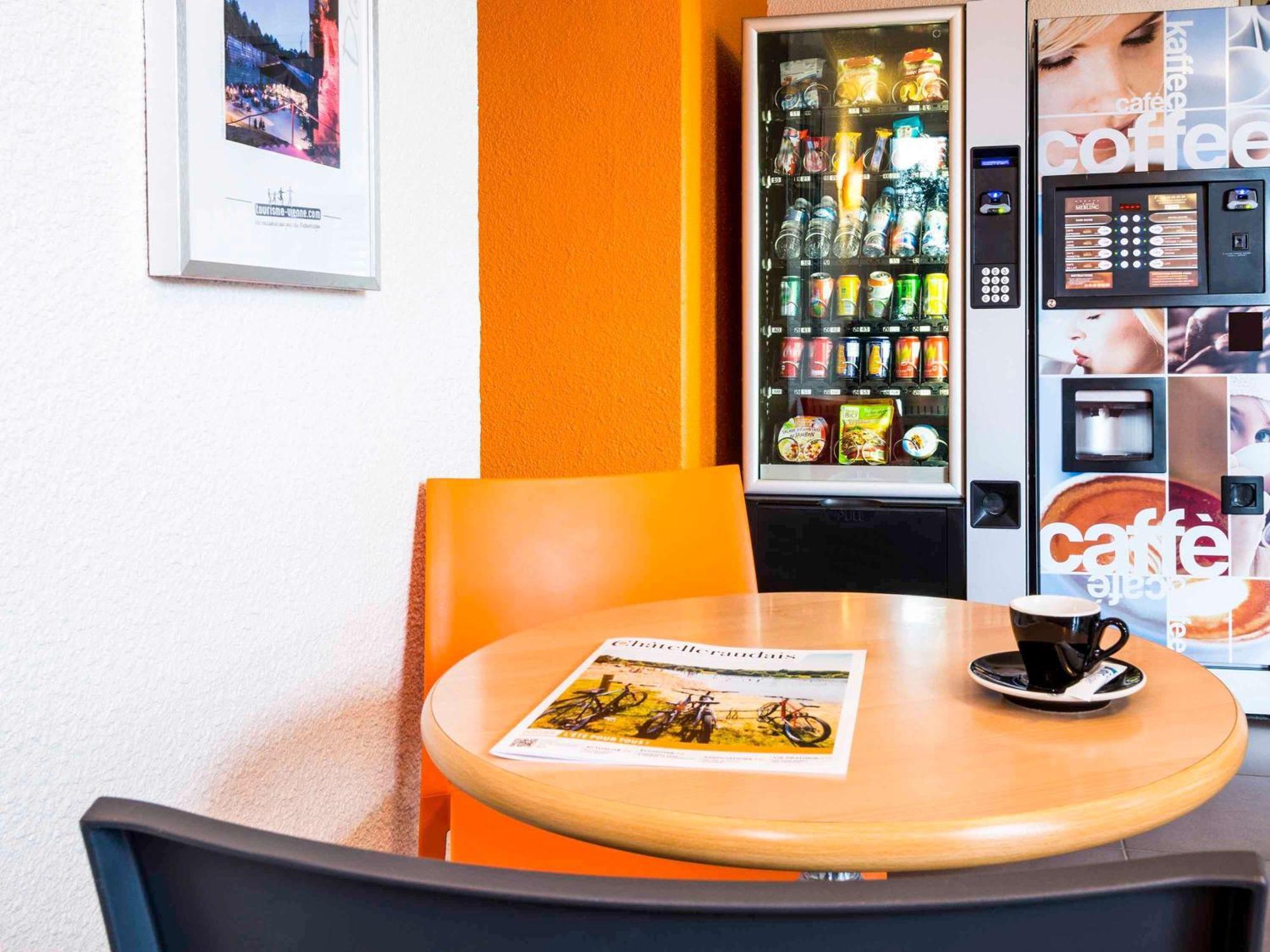 Ibis Budget Chatellerault Nord Kültér fotó